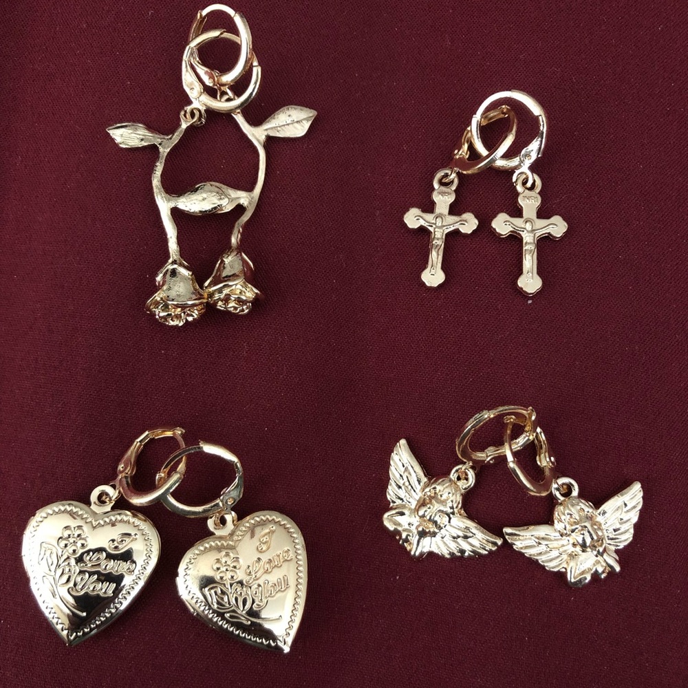 4 pairs of gold earrings